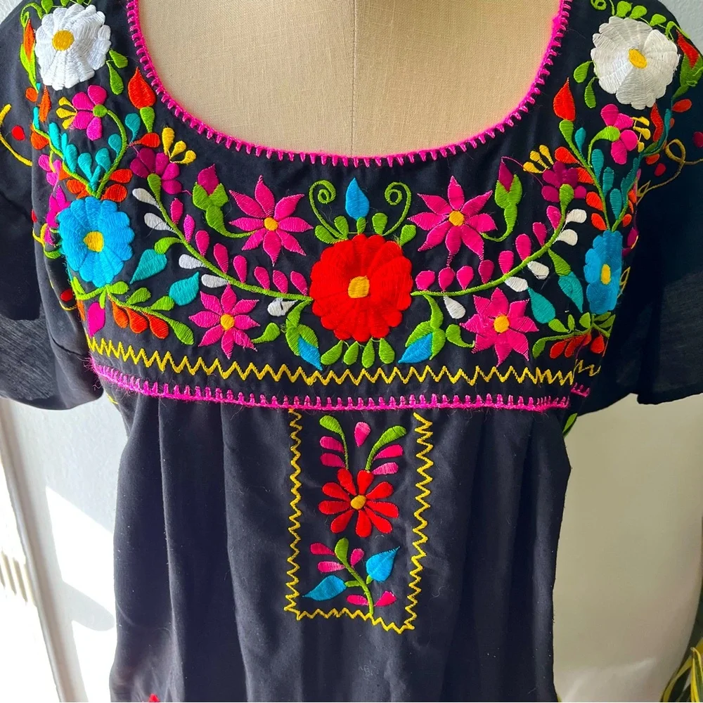 Authentic Casa Flores Dress• Hispanic Heritage•Sz l - Picture 5 of 13